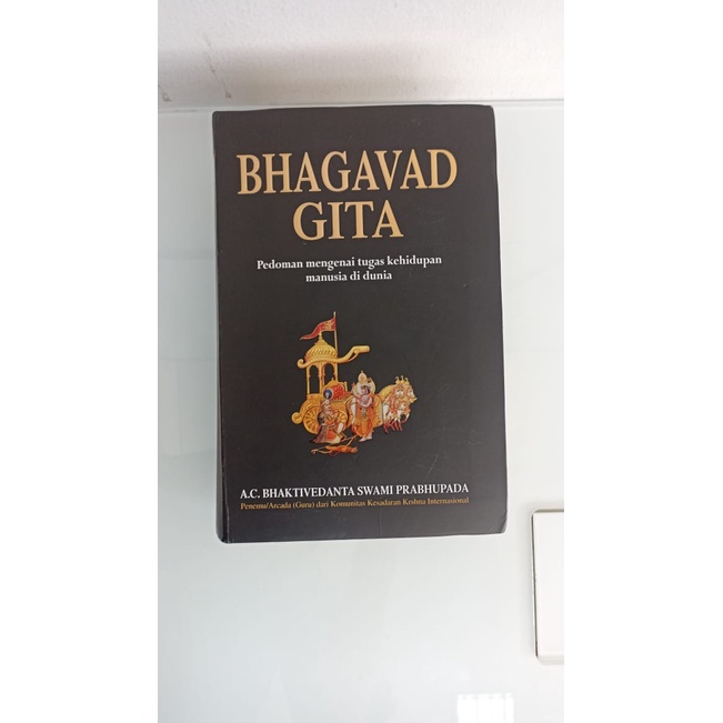 

BUKU PRELOVED BHAGAVAD GITA HARD COVER