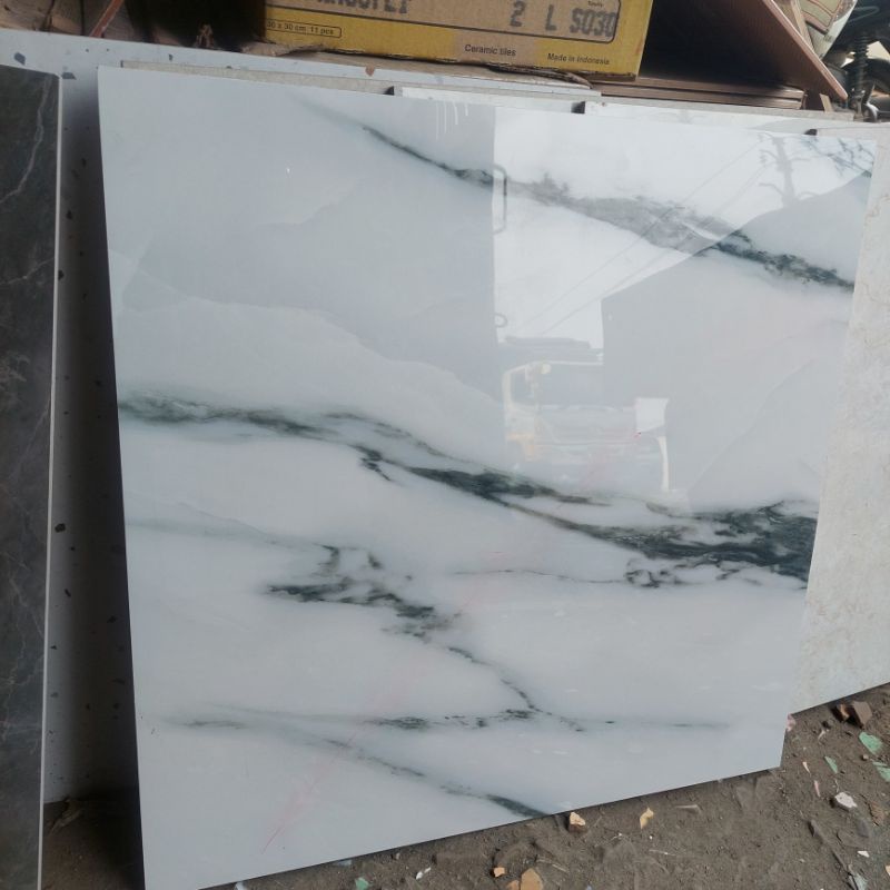 GRANIT MURAH 60X60 SUNPOWER CARARA WHITE