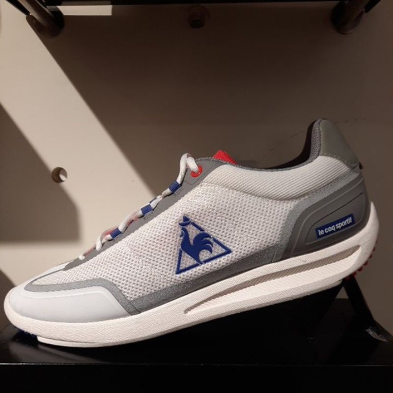 sepatu pria / sneakers / le coq sportif