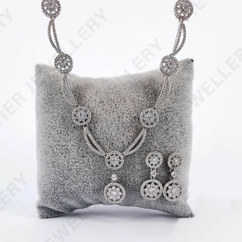 Set Kalung & Anting Replika Berlian Premium Quality Jewellery