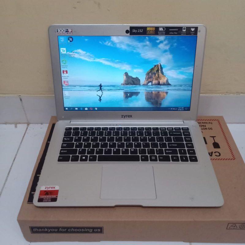 Laptop Zyrex Sky 232 (14 Inc) Celeron N3350 Ram 4/32Gb Os. windows siap pakai Super Slim, Silver