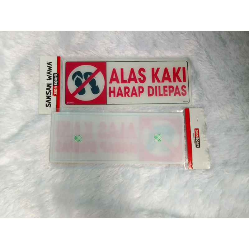 

Akrilik "ALAS KAKI" Sign Board