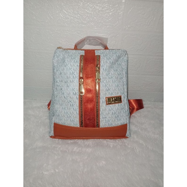 TAS RANSEL WANITA MK. COD