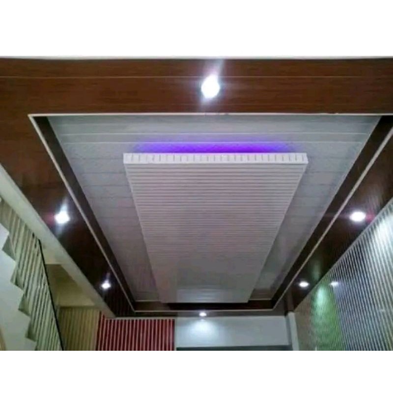 plafond pvc anti rayap, elegan banyak motif, berkualitas dan murah terpasang.