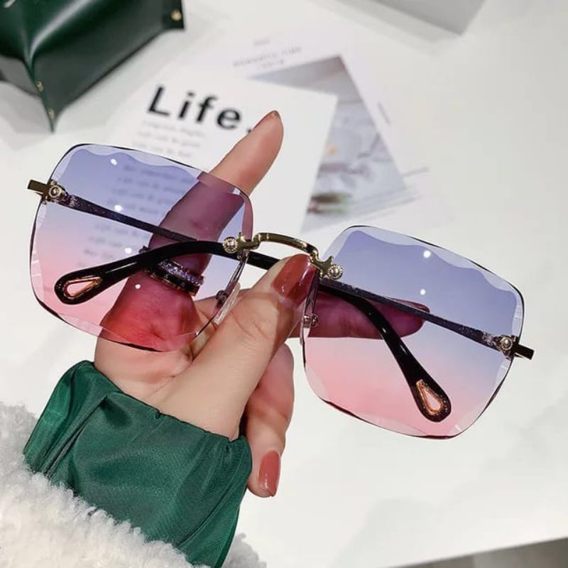 Kacamata radiasi trend 2022 hits tiktok fashion