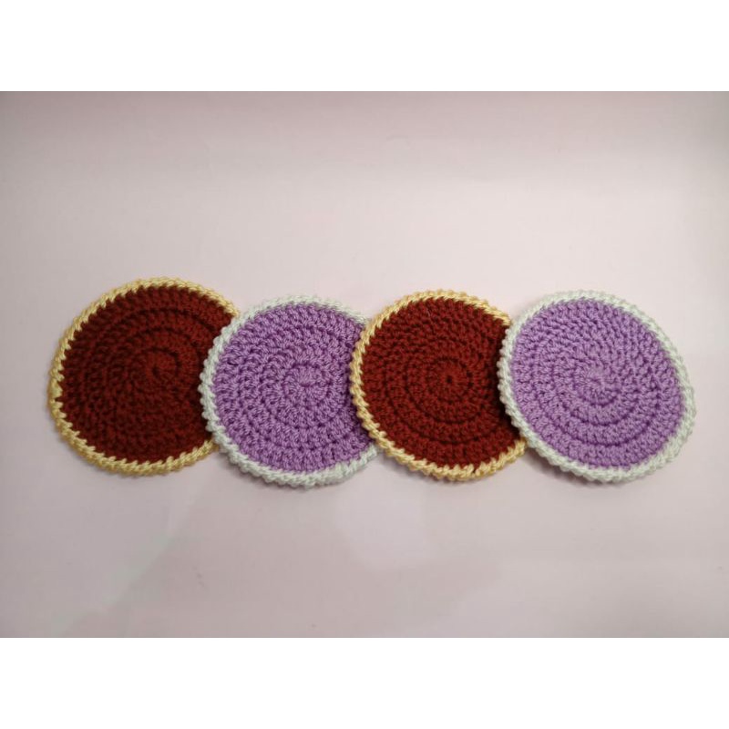 Coaster rajut/ coaster/ tatakan gelas rajut