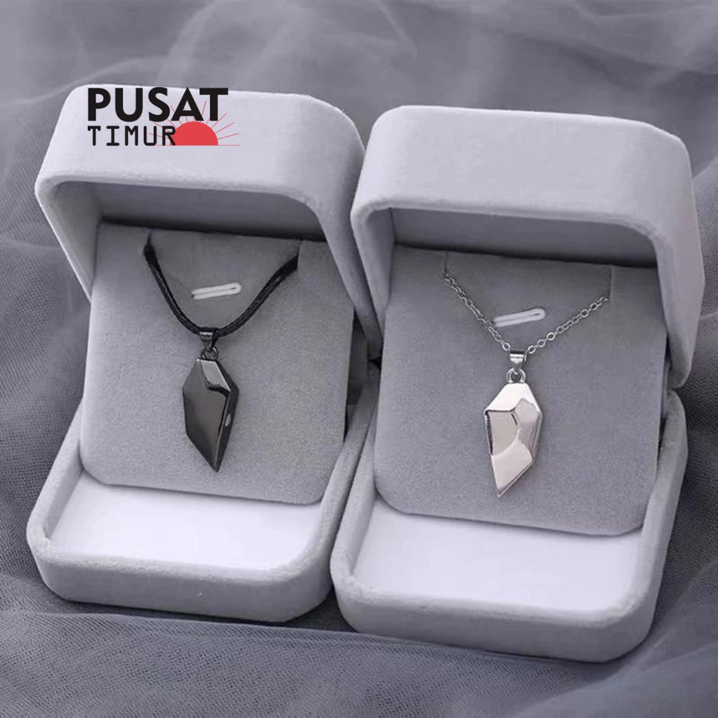Sepasang Kalung Couple Magnet Bentuk Hati Romantis I PUSAT TIMUR