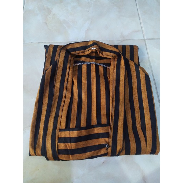 kebaya lurik // lurik wanita // baju adat jawa perempuan// lurik alusan