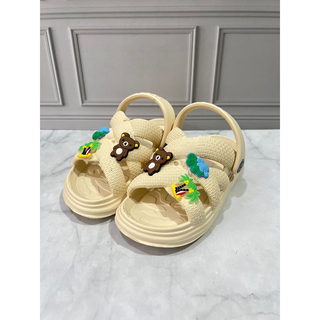 IR-300S Sandal Anak Selop Anak Perempuan Tali belakang Tempel Mainan Merek Irsoe Ukuran 20-25