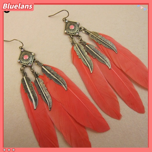 Anting Kait Gantung Wanita Desain Daun Bulu Gaya Vintage Kreatif Untuk Pesta / Hadiah