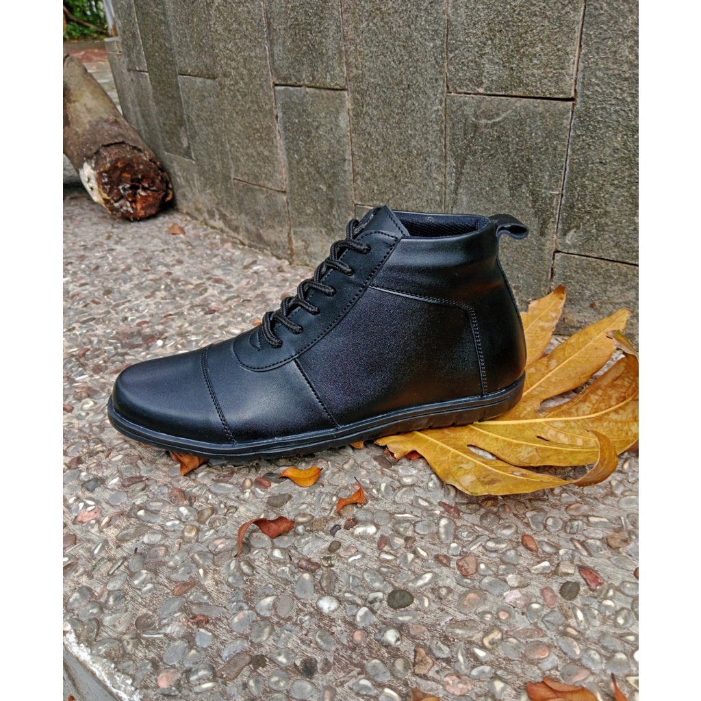 Sepatu PD 451 Sepatu Formal Boots Pantofel Pria Untuk Kerja dan Kantor Kulit Sintetis - Hitam