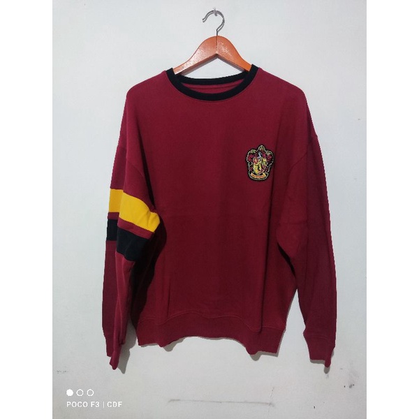 CN Sweater Pria Thrift Brand Graphic Tee Harry Potter Size On Tag L