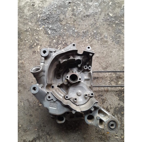 Crankcase kalter kanan Beat Fi scoopy fi KZL original copotan Blok oli block mesin kalter krengkes