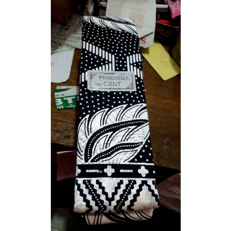 Aneka Kain Batik Baduy  / Kain Panjang Baduy Motif Tapak Kibau / Kain Jarik / Hitam Putih