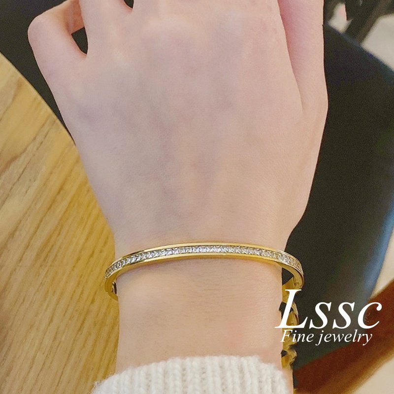 Gelang Titanium Wanita Anti Karat Permata Cantik Emas 18K Fashion Korea Perhiasan Aksesoris Bracelet