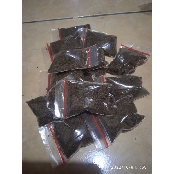 pelet pakan guppy molli