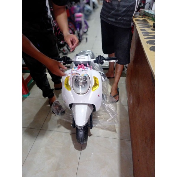 

kartu ucapan dan pita hias hadiah/kado