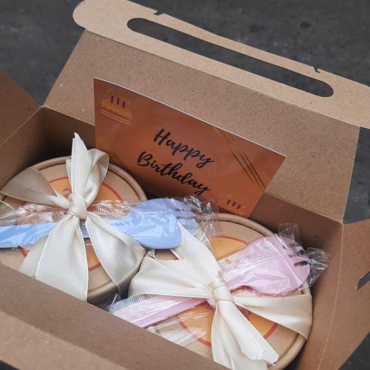 

Buruan Dicoba ZMUFF BITES hampers brownies bites 2 cup FREE kartu ucapan (baca deskripsi)