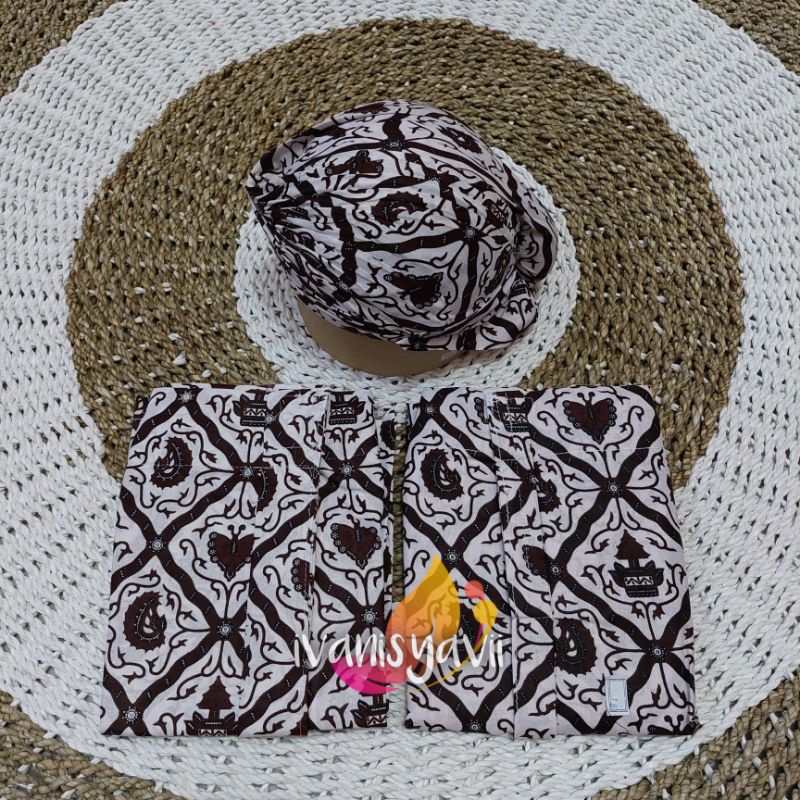 [1 Set] Sepasang Jarik Instan + Blangkon Jogja / Motif Sido Luhur