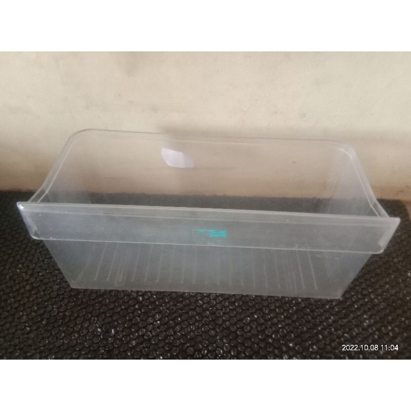 Rak kulkas Sanyo 1pintu rak sayur kulkas Sanyo model lama SR-F 15 H=> SR-LL 178 F=> SR-N 21 C=> 179 