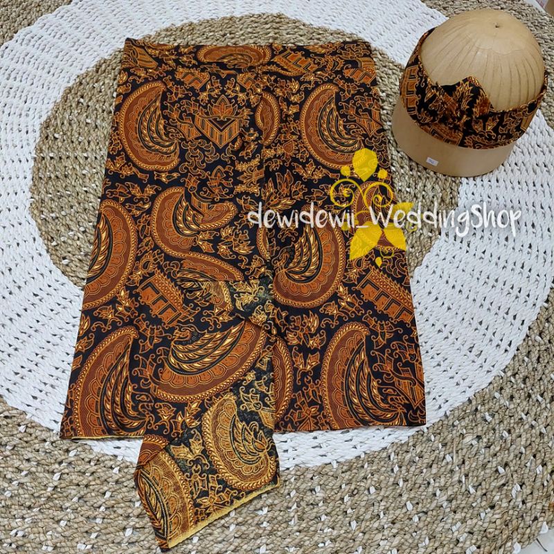 [1 Set] Sapit Urang + Udeng Instan / Motif Semen Romo