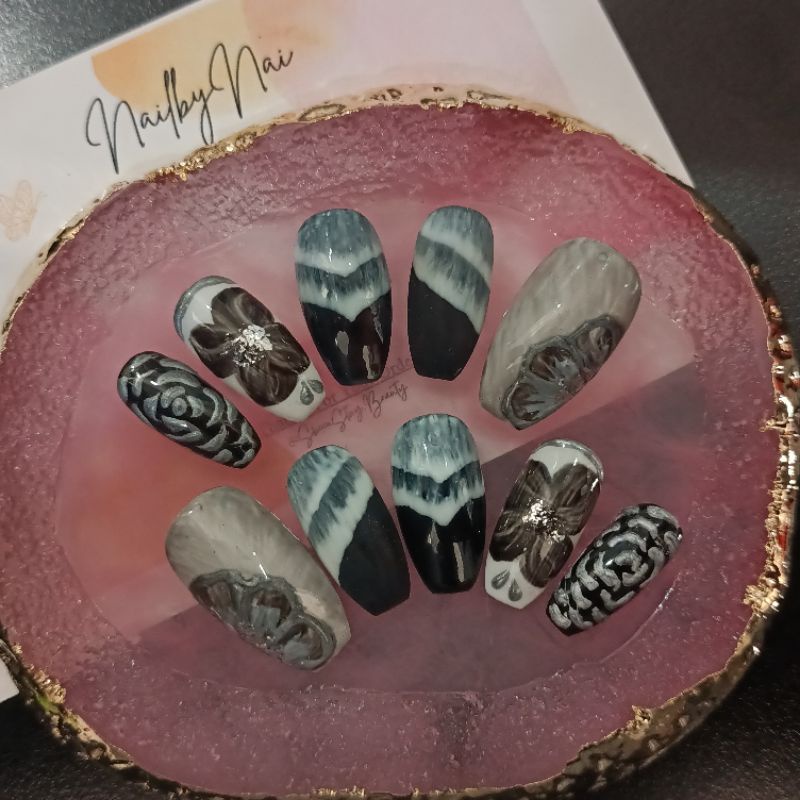 kuku palsu | nail art | wedding | engangement | wisudaan | BL001