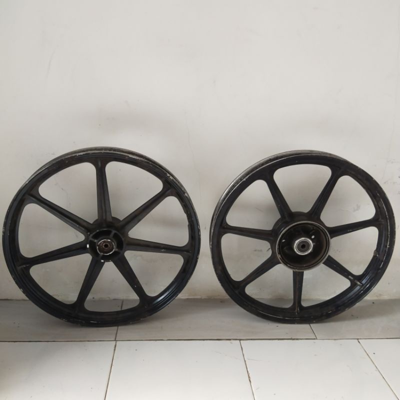 VELG SCORPION ORIGINAL YAMAHA RING 17