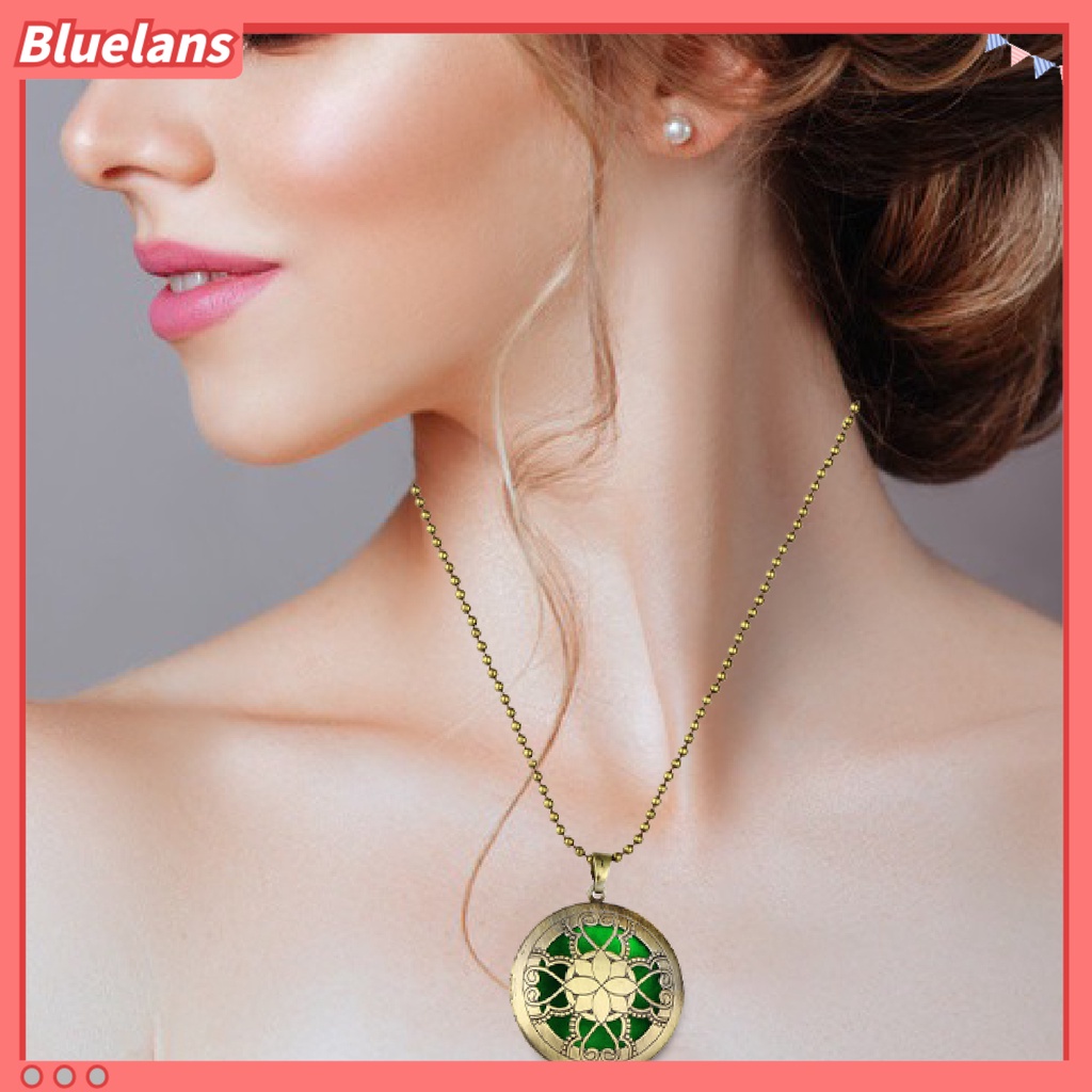 Bluelans Necklace Hollow Aromatherapy Locket Essential Oil Diffuser Alloy Perfume Locket Pendant for Women