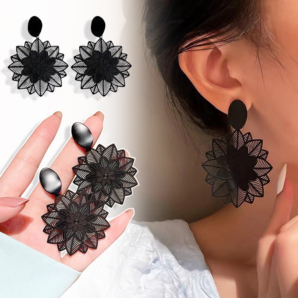 Anting Bentuk Bunga Warna Hitam Gaya Korea Untuk Wanita