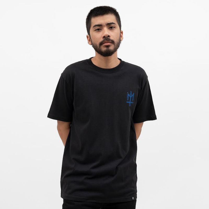 Kaos Maternal disaster  FLEYE warna hitam