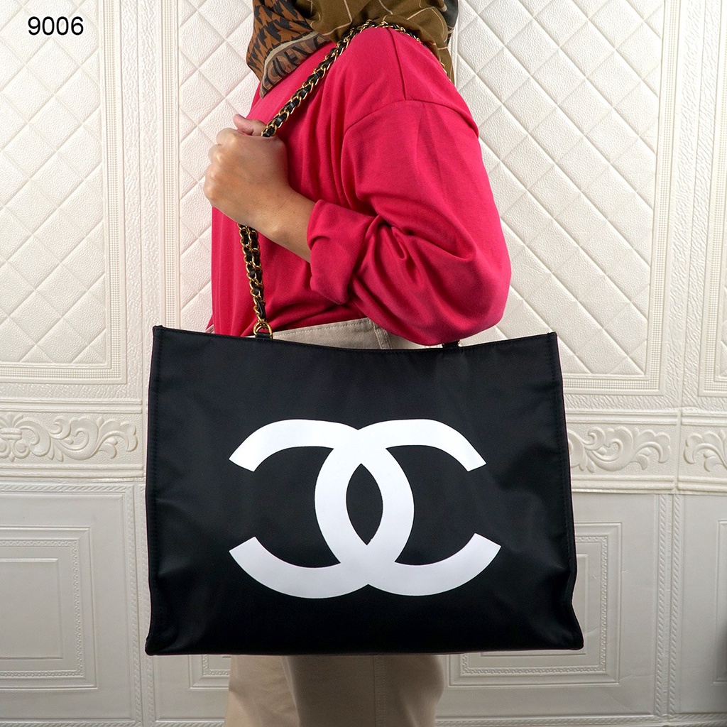 Ch Large Tote Bag 9006