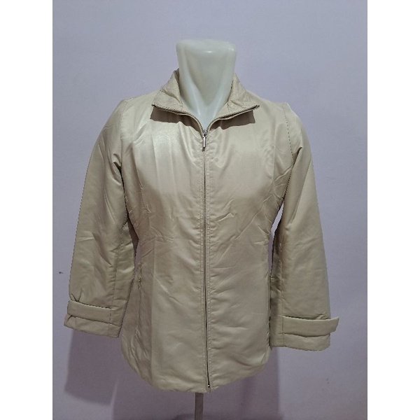 Jaket Uniqlo (wanita)