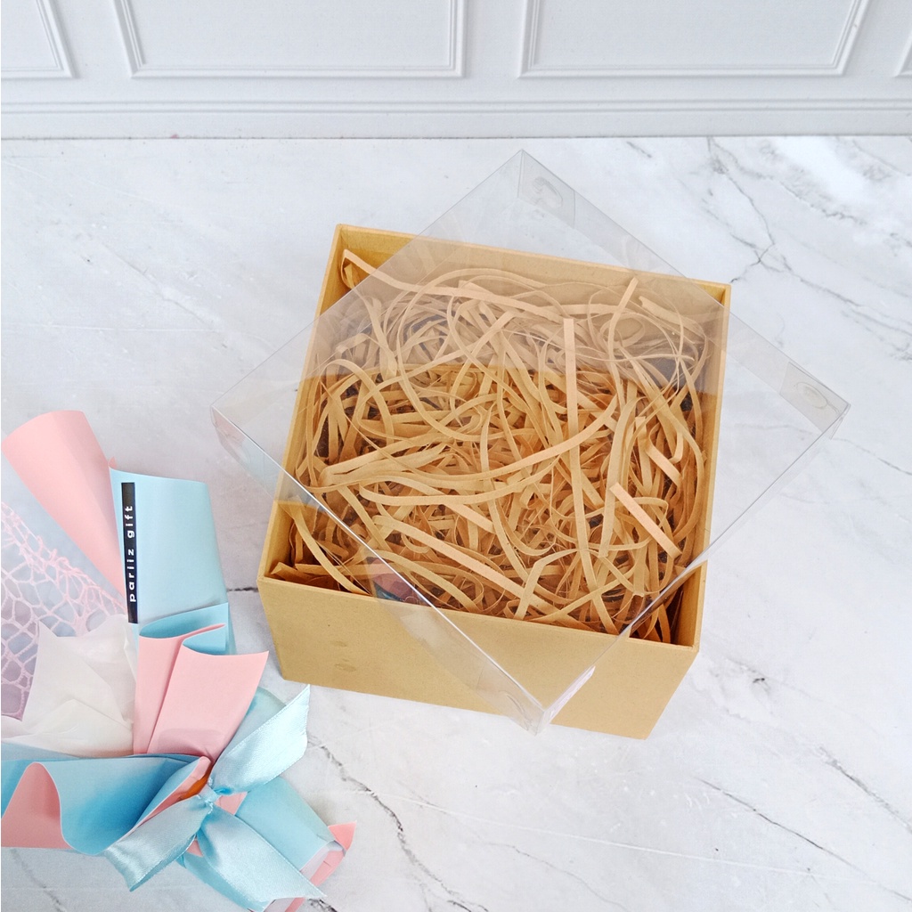 

PARIIZ KOTAK HAMPER 15X15CM KOTAK PARCEL
