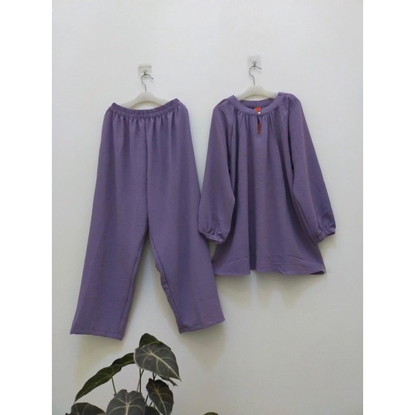 SET WANITA BAHAN AIRFLOW  SABRINA CRINCLE/SET WANITA KANCING SATU/STELAN WANITA TERBARU/TERMURAH/ONE SET KEKINIAN/TERVIRAL/COD/JUMBO/BAHAN JATUH/TERHITS/BAJU SANTAI/BAJU NON FORMAL/BAJU SEHARI-HARI/BUSUI/KANCING HIDUP/LIZAM/XXL/ONE SET TERBARU