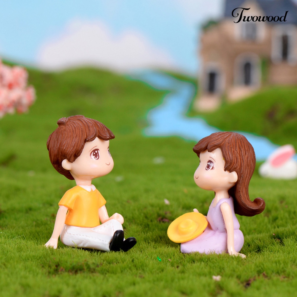 2 Pcs Ornamen Figure Mini Model Anak Laki-Laki Dan Perempuan Untuk Dekorasi