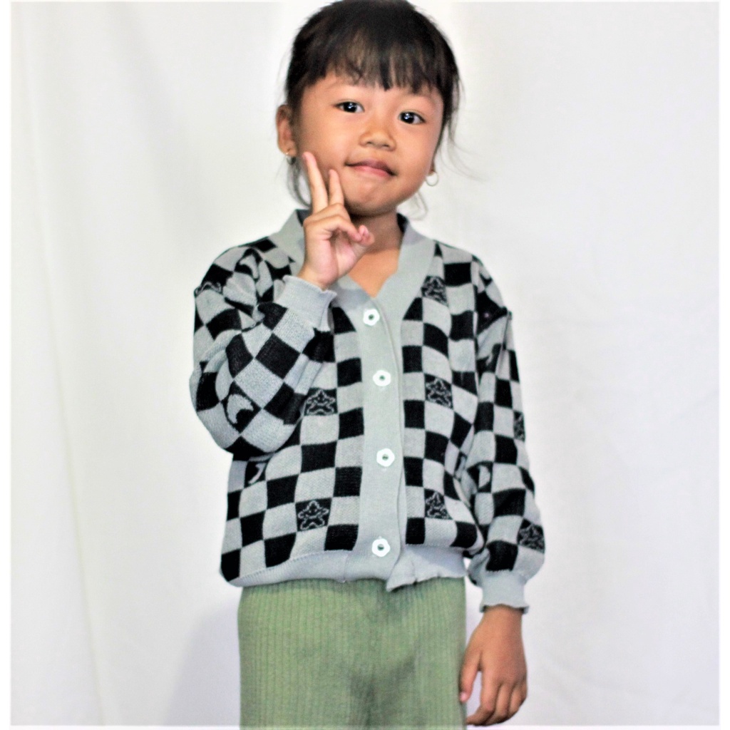 SWEATER RAJUT ANAK MOTIF CATUR