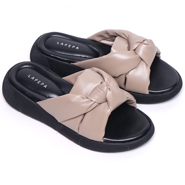 LAPEPA YUK - Sandal Wanita Wedges CALLA  Sendal Cewek Platform Hak Tinggi Model Silang Unik Lucu Size 36 37 38 39 40 41 Pergi Jalan Casual Santai Rumah Slop Warna SMOKE Brown Cokelat Soft Selop Premium Original Kekinian Terbaru Shoes Mall Official Store