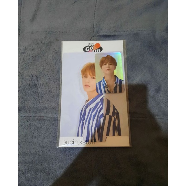 [READY STOCK] Standee + Pc Holo We Go Up (WGU) Jeno NCT DREAM Sealed