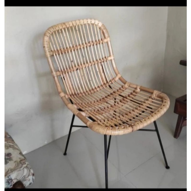 Kursi Rotan Amelia Kaki Besi Minimalis Kursi Teras Rotan