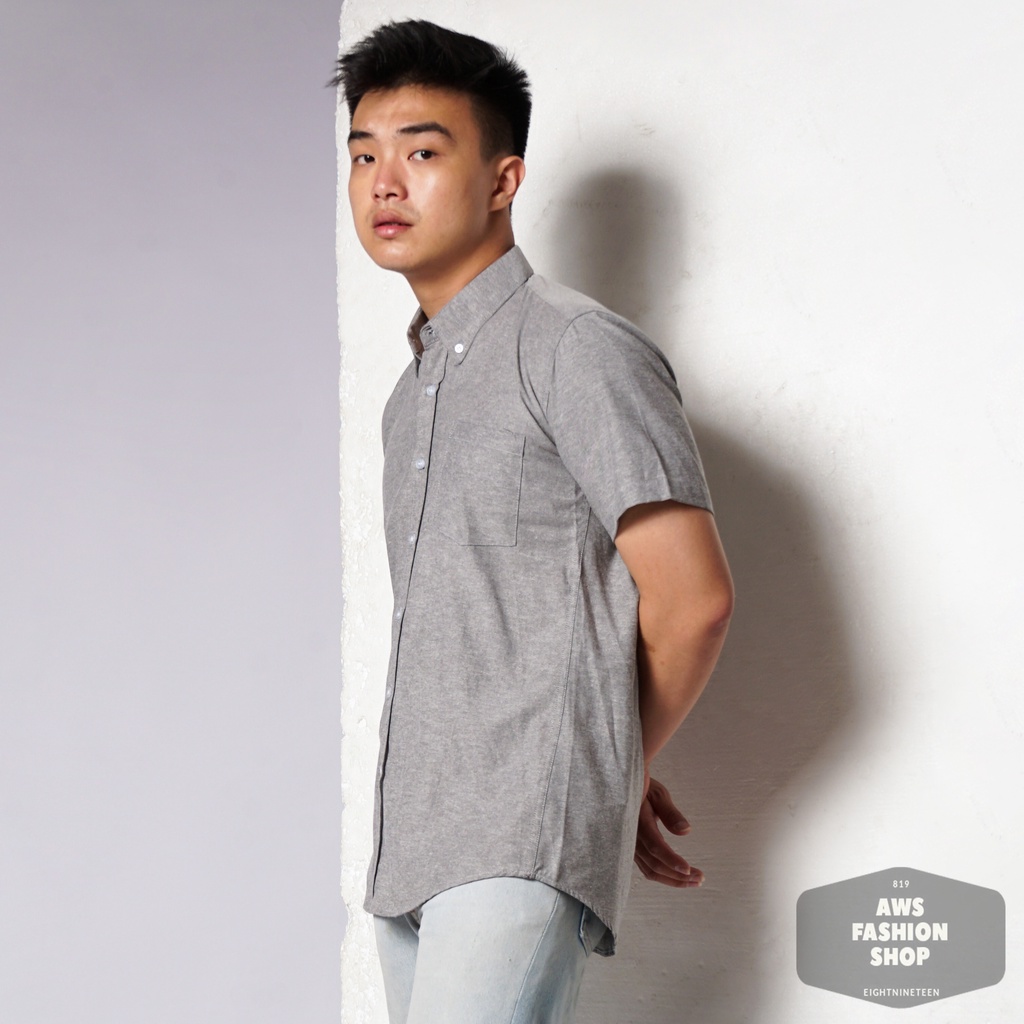819 Kemeja Pria Lengan Pendek Polos Hitam Jeans Oxford Basic SIMPLE Slimfit Casual Tersedia Ready Sampai Size JUMBO BIG SIZE XXL XXXL