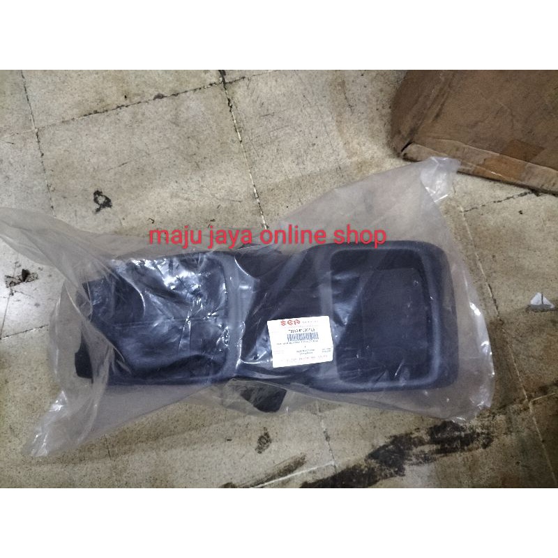 Consul Box Depan APV . Mega Carry asli
