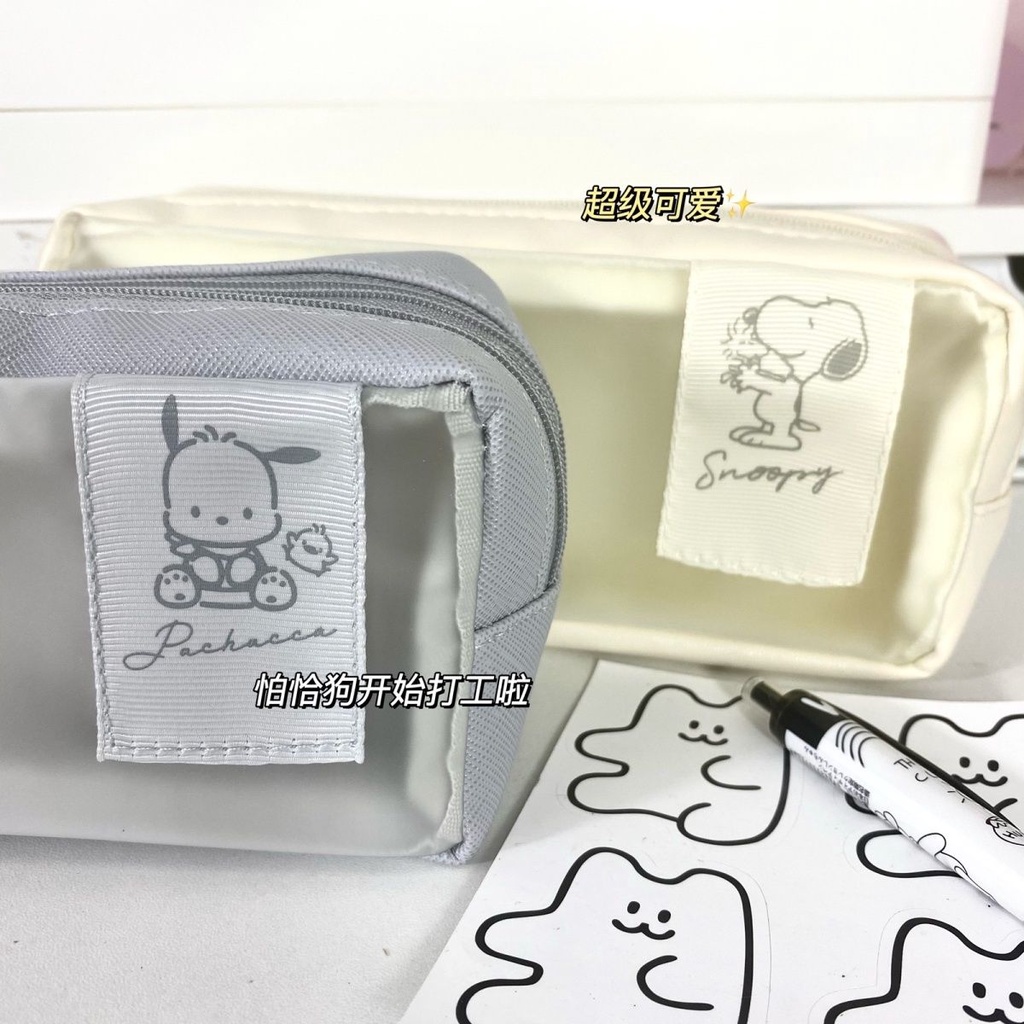 ☄♣✻Sera Sera Kartun Snoopy Lucu Bernilai Tinggi Multi-Lapisan Siswa Desktop Penyimpanan Tas Alat Tulis Kapasitas Besar Kotak Pensil