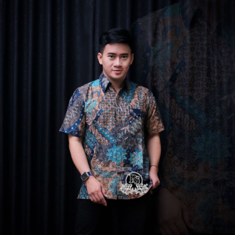 KEMEJAN BATIK PRIA LENGAN PNDEK TERBARU/TERLARIS