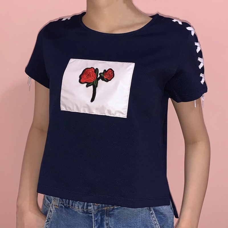 PRELOVED / SECOND - Chicgirl Atasan Kaos Wanita Top Casual Crop Top T-shirt Blouse Tie Model Mawar R