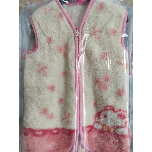 Outer Bulu lembut anak perempuan usia 4-5th