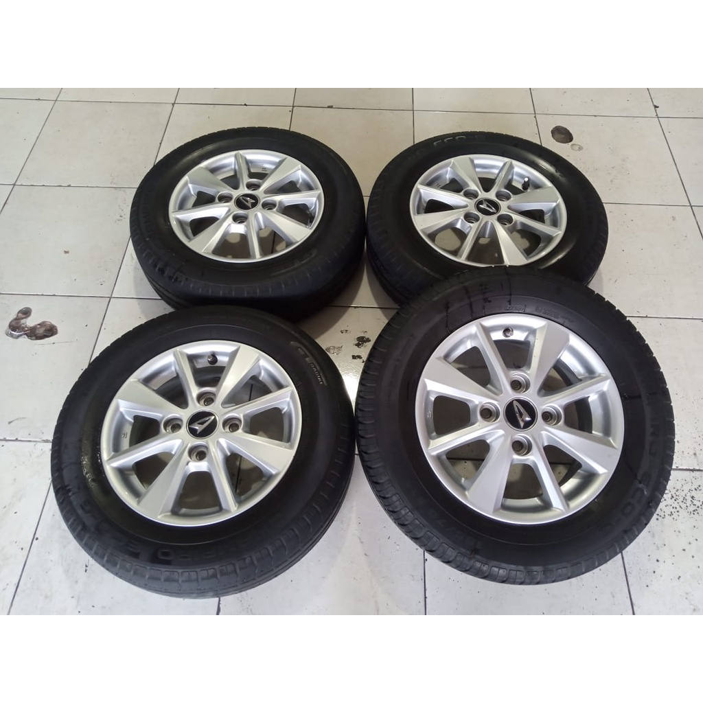 Velg Mobil Bekas Seken Ring 14 Baut 4 Copotan STD XENIA R14 4X114,3 BAN 185 70 R14