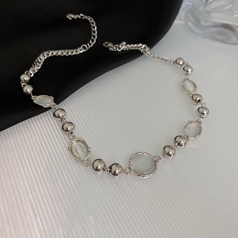 Kalung Choker Rantai Klavikula Hias Manik-Manik Permata Warna Silver Untuk Wanita