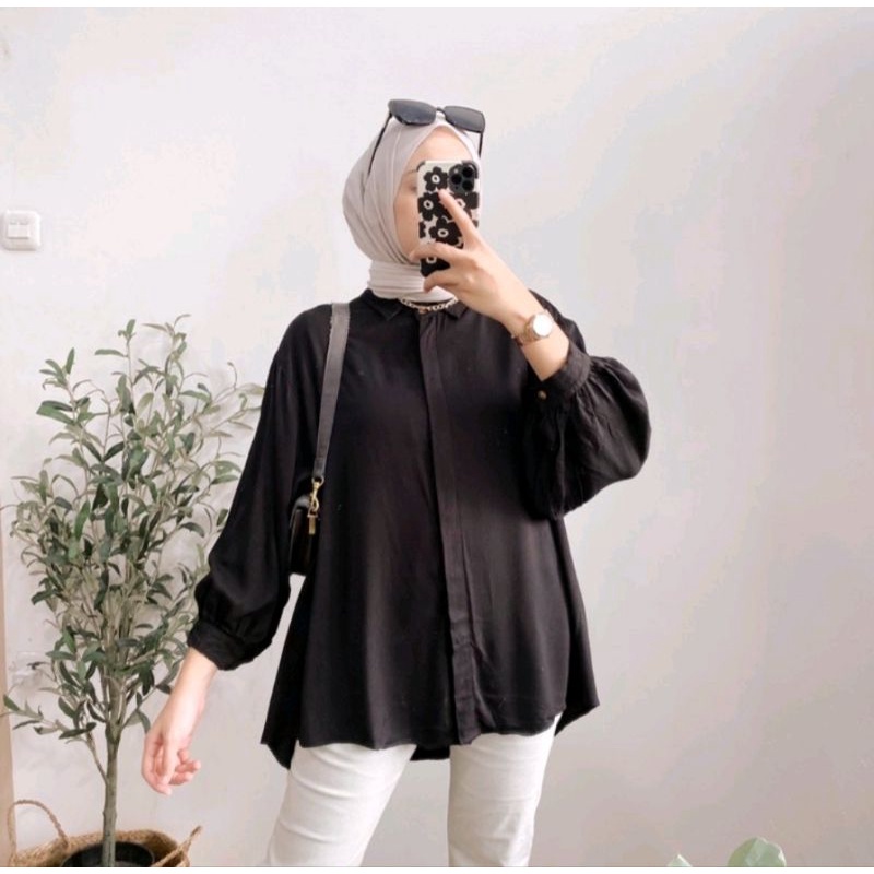 Kemeja Oversize Azura Blouse