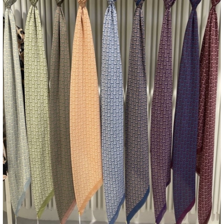 Bimu Voile Square Buttonscarves