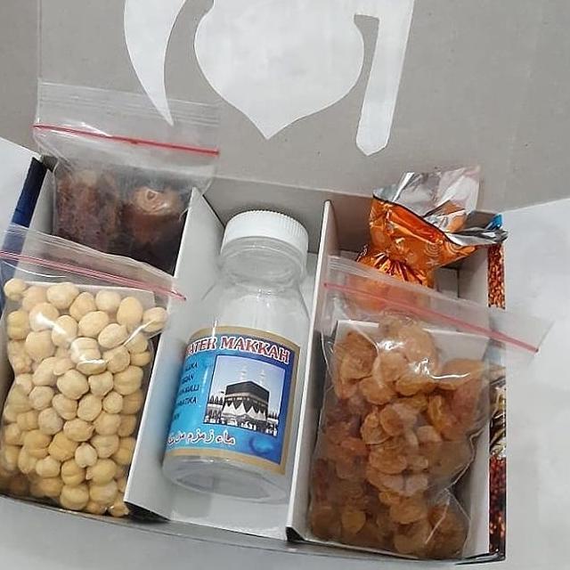 

CSDd2D7--Paket "A" Oleh Oleh Haji Umroh Hemat ekonomis
